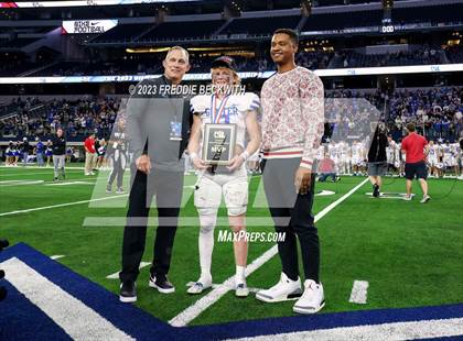Thumbnail 1 in Tidehaven vs. Gunter (UIL 3A D2 Football Final) photogallery.