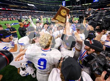 Thumbnail 3 in Tidehaven vs. Gunter (UIL 3A D2 Football Final) photogallery.