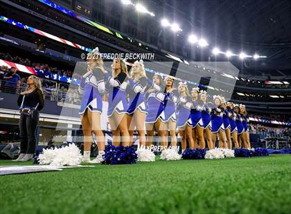Thumbnail 1 in Tidehaven vs. Gunter (UIL 3A D2 Football Final) photogallery.