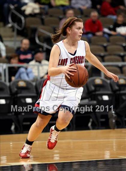 Thumbnail 3 in Highlands vs. St. Henry (KHSAA Ninth Region Quarterfinals) photogallery.