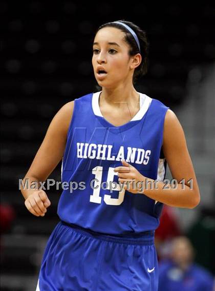 Thumbnail 1 in Highlands vs. St. Henry (KHSAA Ninth Region Quarterfinals) photogallery.