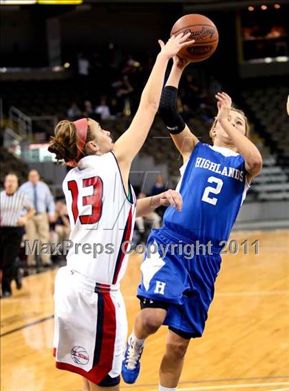 Thumbnail 1 in Highlands vs. St. Henry (KHSAA Ninth Region Quarterfinals) photogallery.