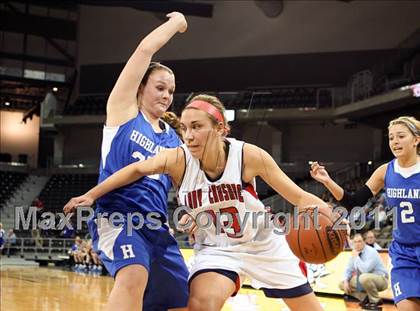 Thumbnail 3 in Highlands vs. St. Henry (KHSAA Ninth Region Quarterfinals) photogallery.