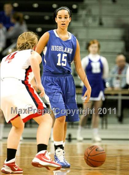 Thumbnail 1 in Highlands vs. St. Henry (KHSAA Ninth Region Quarterfinals) photogallery.