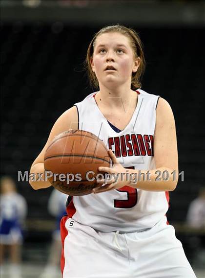 Thumbnail 3 in Highlands vs. St. Henry (KHSAA Ninth Region Quarterfinals) photogallery.