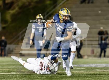 Thumbnail 2 in Del Norte vs. La Jolla (CIF SDS Division 2 Final) photogallery.