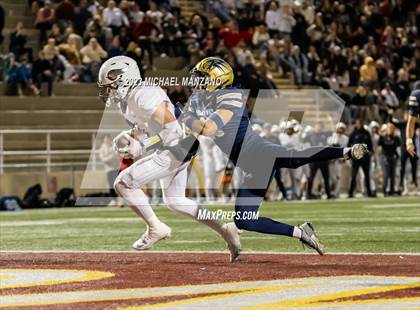 Thumbnail 3 in Del Norte vs. La Jolla (CIF SDS Division 2 Final) photogallery.