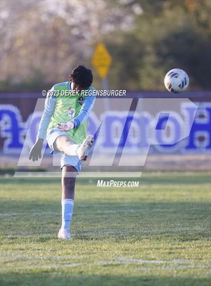 Thumbnail 3 in Fort Lupton vs Stargate School (CHSAA 3A Playoffs Rd1) photogallery.