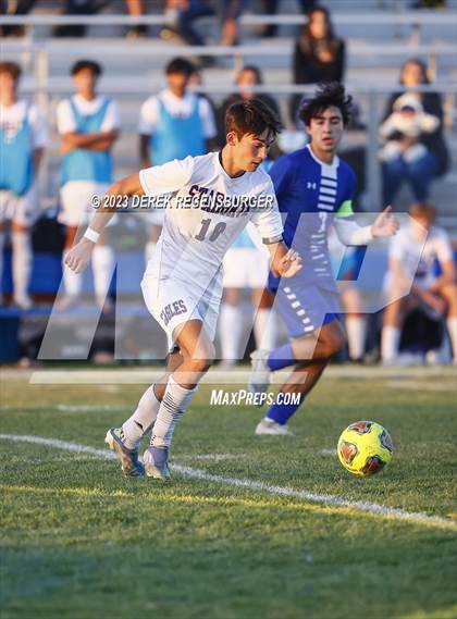 Thumbnail 2 in Fort Lupton vs Stargate School (CHSAA 3A Playoffs Rd1) photogallery.