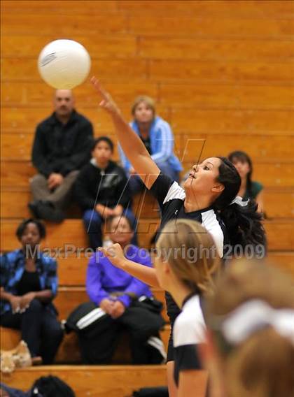 Thumbnail 1 in River Valley @ Natomas photogallery.