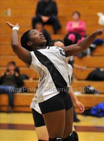 Thumbnail 1 in River Valley @ Natomas photogallery.