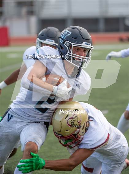 Thumbnail 1 in Oaks Christian vs. Valor Christian (Honor Bowl) photogallery.