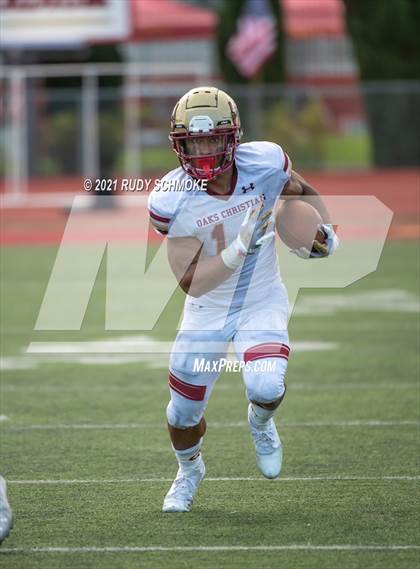 Thumbnail 1 in Oaks Christian vs. Valor Christian (Honor Bowl) photogallery.