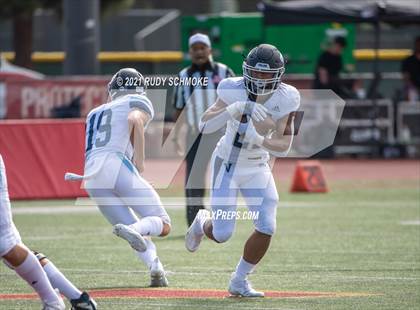 Thumbnail 3 in Oaks Christian vs. Valor Christian (Honor Bowl) photogallery.