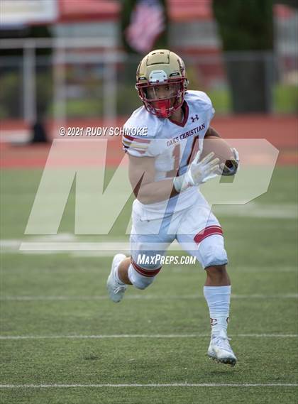Thumbnail 2 in Oaks Christian vs. Valor Christian (Honor Bowl) photogallery.