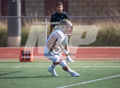 Thumbnail 2 in Oaks Christian vs. Valor Christian (Honor Bowl) photogallery.