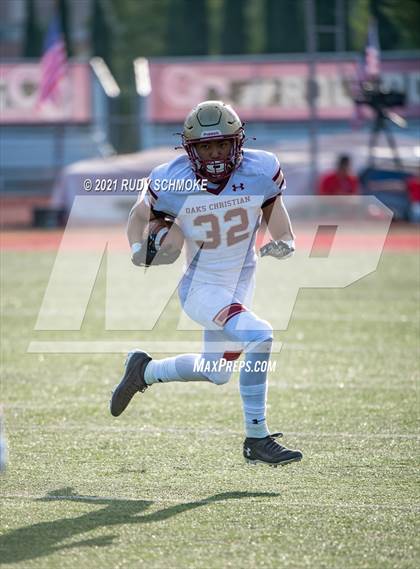 Thumbnail 2 in Oaks Christian vs. Valor Christian (Honor Bowl) photogallery.