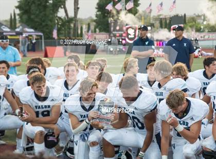 Thumbnail 1 in Oaks Christian vs. Valor Christian (Honor Bowl) photogallery.