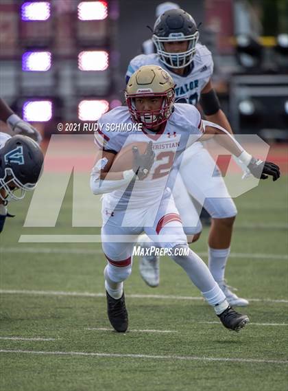 Thumbnail 3 in Oaks Christian vs. Valor Christian (Honor Bowl) photogallery.