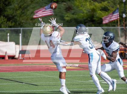 Thumbnail 2 in Oaks Christian vs. Valor Christian (Honor Bowl) photogallery.
