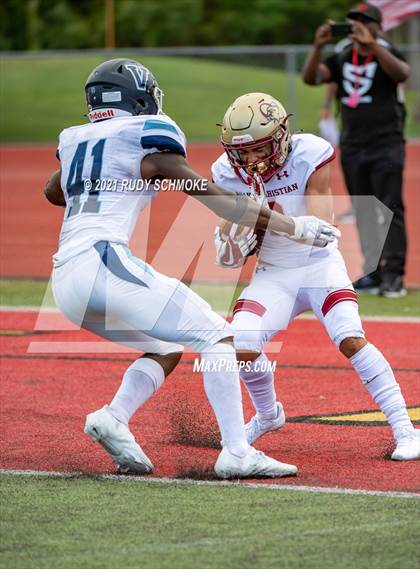 Thumbnail 3 in Oaks Christian vs. Valor Christian (Honor Bowl) photogallery.