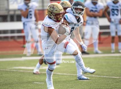 Thumbnail 2 in Oaks Christian vs. Valor Christian (Honor Bowl) photogallery.
