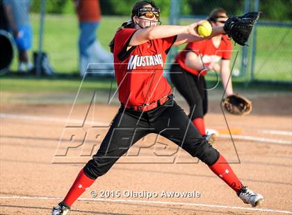 Thumbnail 1 in Creekview @ Royse City (UIL 5A Bi-District Playoff) photogallery.