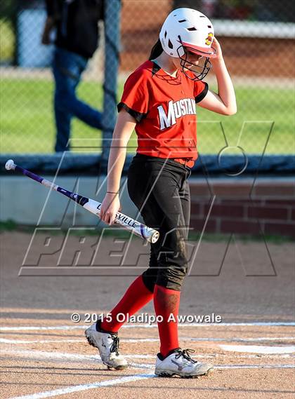 Thumbnail 2 in Creekview @ Royse City (UIL 5A Bi-District Playoff) photogallery.