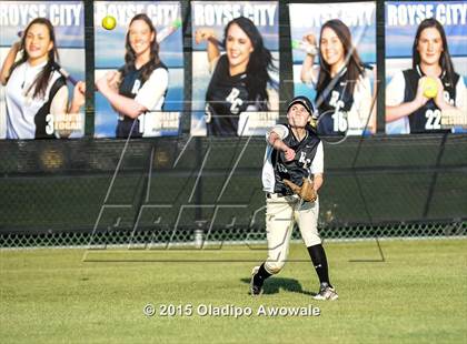 Thumbnail 2 in Creekview @ Royse City (UIL 5A Bi-District Playoff) photogallery.