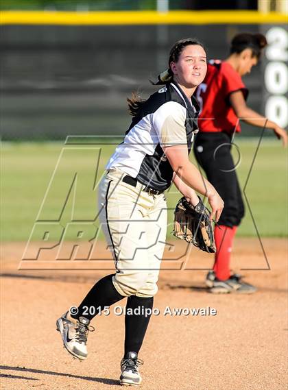 Thumbnail 2 in Creekview @ Royse City (UIL 5A Bi-District Playoff) photogallery.
