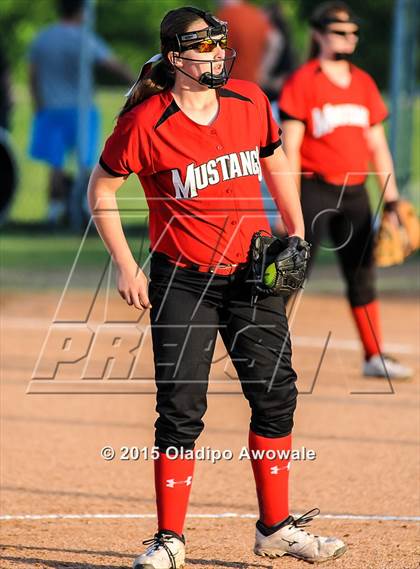 Thumbnail 1 in Creekview @ Royse City (UIL 5A Bi-District Playoff) photogallery.