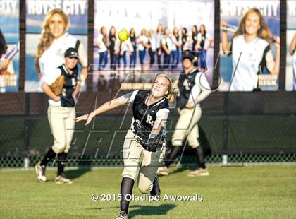 Thumbnail 3 in Creekview @ Royse City (UIL 5A Bi-District Playoff) photogallery.