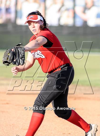 Thumbnail 1 in Creekview @ Royse City (UIL 5A Bi-District Playoff) photogallery.