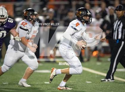 Thumbnail 1 in Monroe @ Sumner (WIAA 4A 1st Round) photogallery.