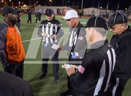 Thumbnail 1 in Monroe @ Sumner (WIAA 4A 1st Round) photogallery.