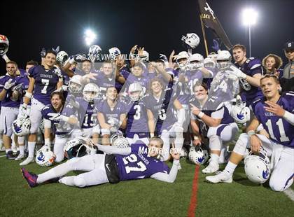 Thumbnail 2 in Monroe @ Sumner (WIAA 4A 1st Round) photogallery.