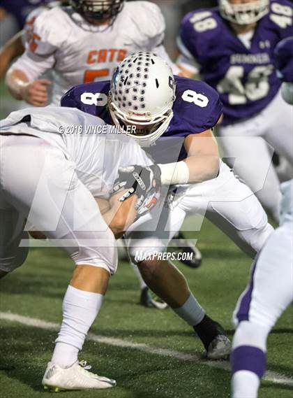 Thumbnail 2 in Monroe @ Sumner (WIAA 4A 1st Round) photogallery.