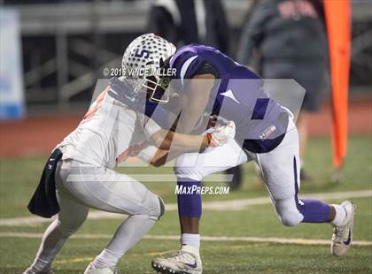 Thumbnail 1 in Monroe @ Sumner (WIAA 4A 1st Round) photogallery.