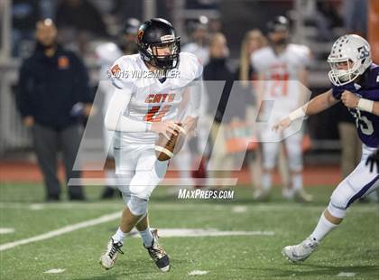 Thumbnail 1 in Monroe @ Sumner (WIAA 4A 1st Round) photogallery.
