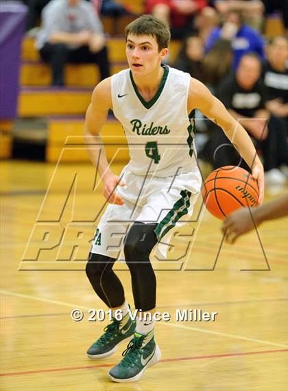 Thumbnail 2 in Port Angeles vs Sammamish (WIAA 2A WCD/SeaKing District playoffs) photogallery.