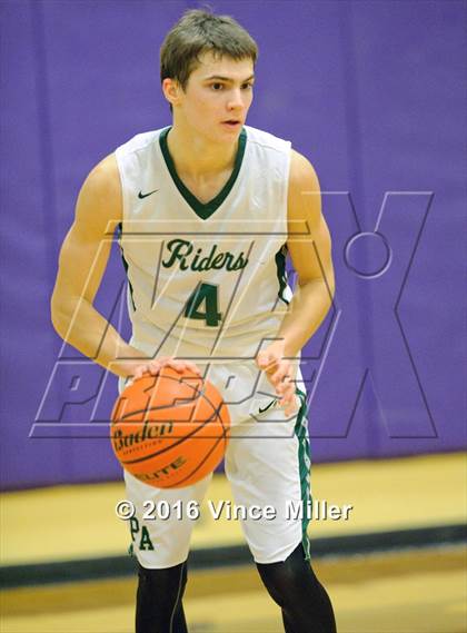 Thumbnail 3 in Port Angeles vs Sammamish (WIAA 2A WCD/SeaKing District playoffs) photogallery.