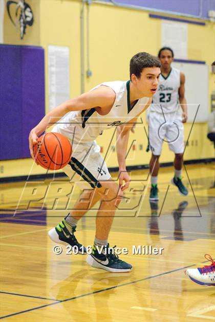 Thumbnail 3 in Port Angeles vs Sammamish (WIAA 2A WCD/SeaKing District playoffs) photogallery.