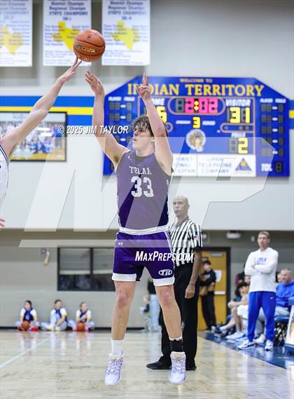 Thumbnail 1 in Tolar vs Lipan (Lipan HD Howard Classic) photogallery.