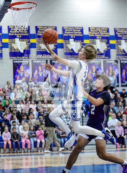 Thumbnail 1 in Tolar vs Lipan (Lipan HD Howard Classic) photogallery.