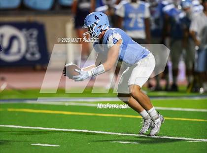 Thumbnail 1 in Camarillo @ Saugus photogallery.