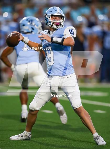 Thumbnail 1 in Camarillo @ Saugus photogallery.