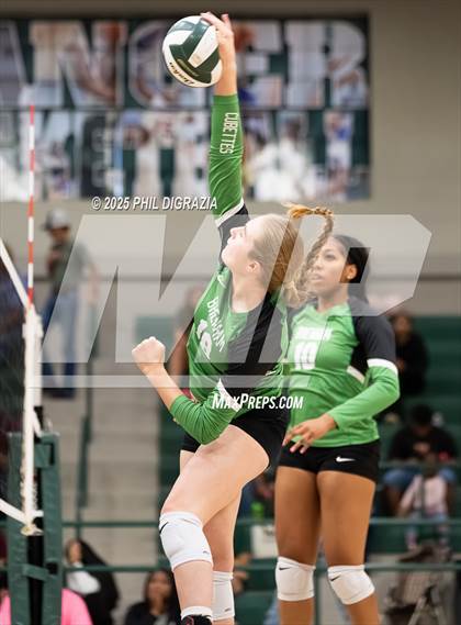Thumbnail 2 in Brenham @ Rudder photogallery.