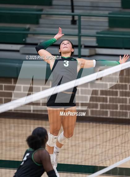 Thumbnail 2 in Brenham @ Rudder photogallery.