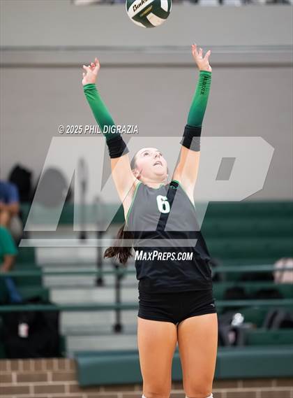 Thumbnail 2 in Brenham @ Rudder photogallery.