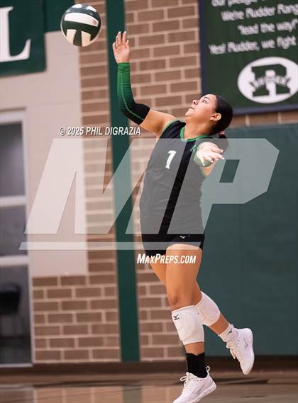 Thumbnail 1 in Brenham @ Rudder photogallery.